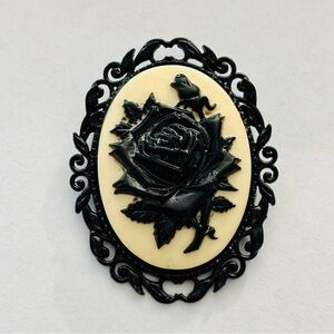 Black and Cream Victorian Style Rose Handmade Cameo Brooch, NWT